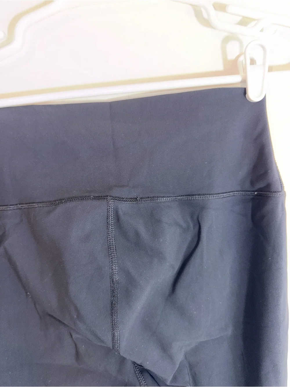 alo High Waisted Ripped Warrior Legging black medium